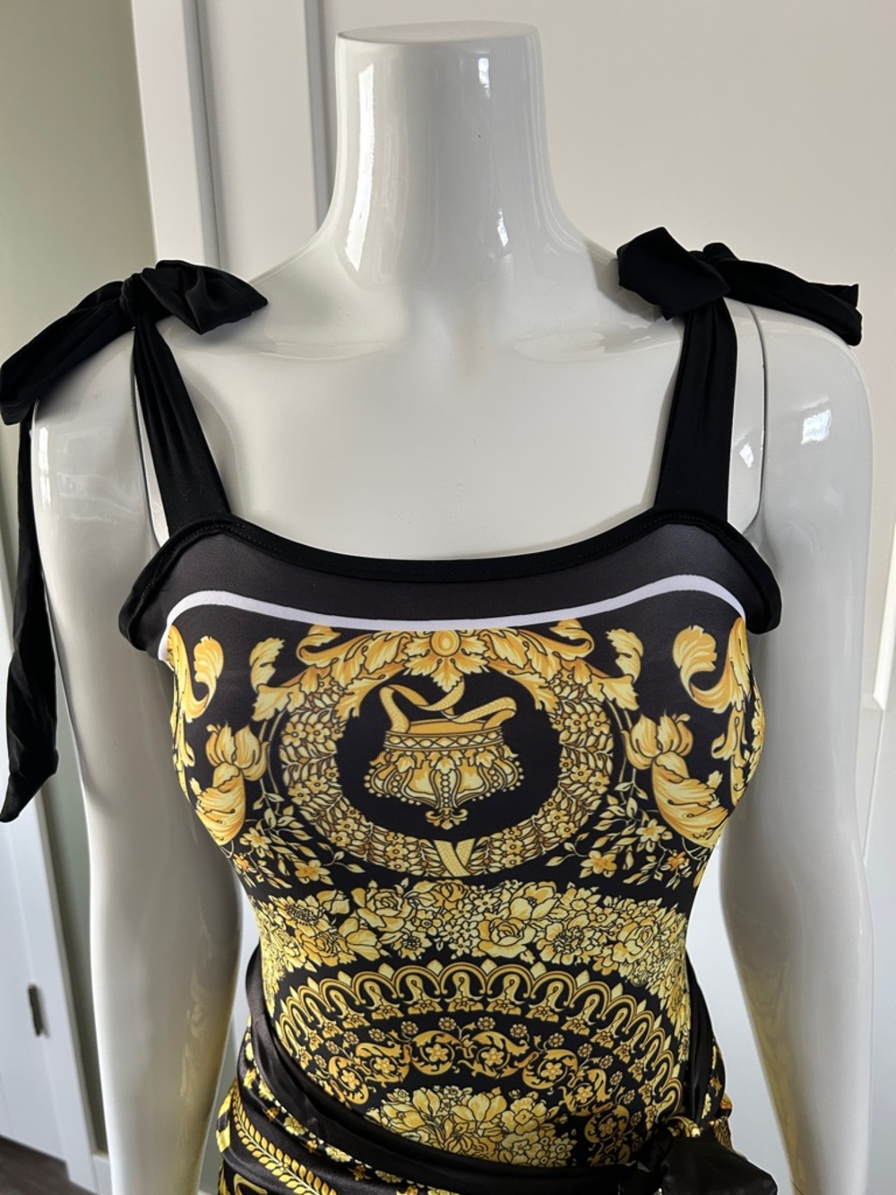 Luxe Black & Gold Baroque Swim Set One Piece + Sarong NEW Resort Glam - Picture 10 of 15
